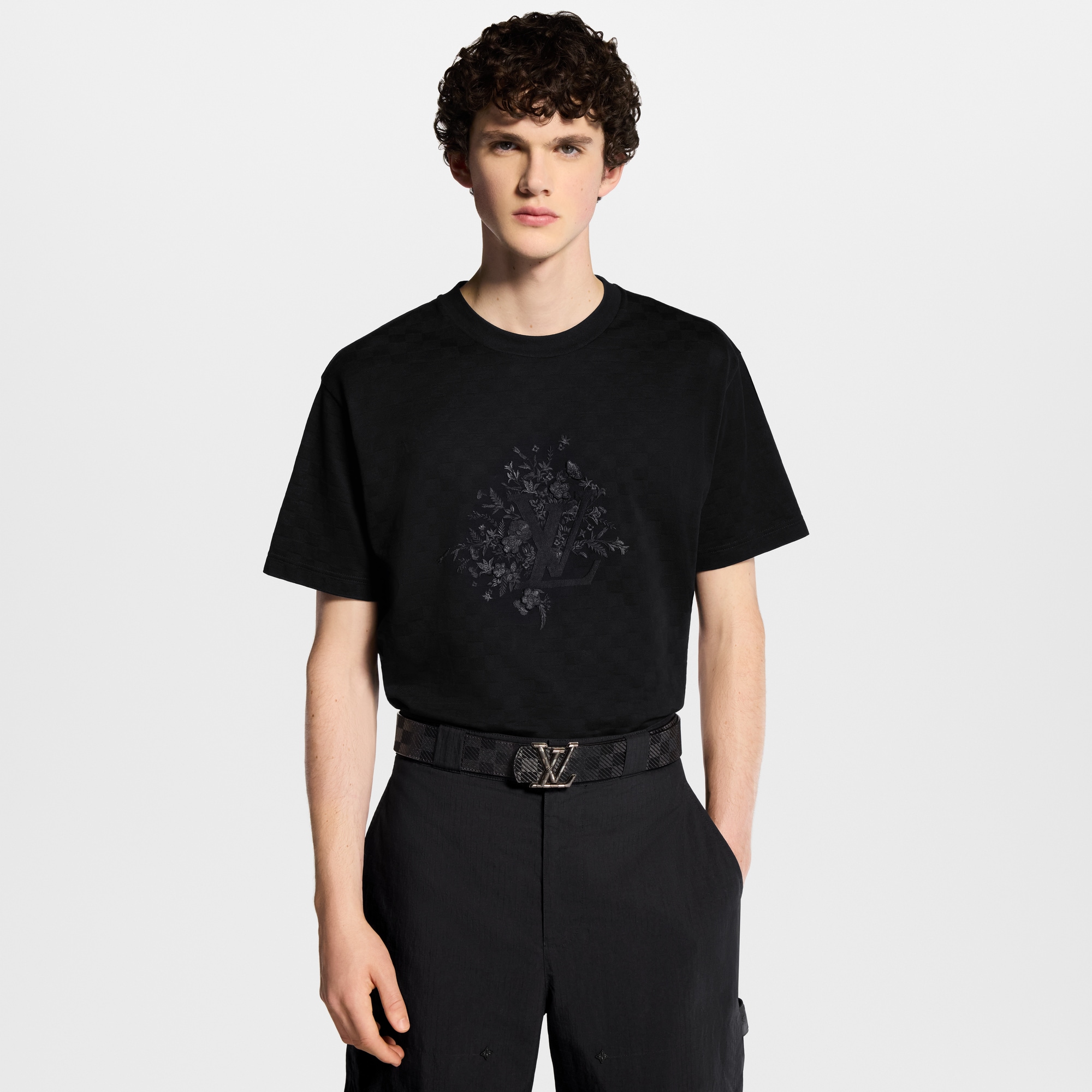 Embroidered Signature T-Shirt - Men - Ready-to-Wear | LOUIS VUITTON ®
